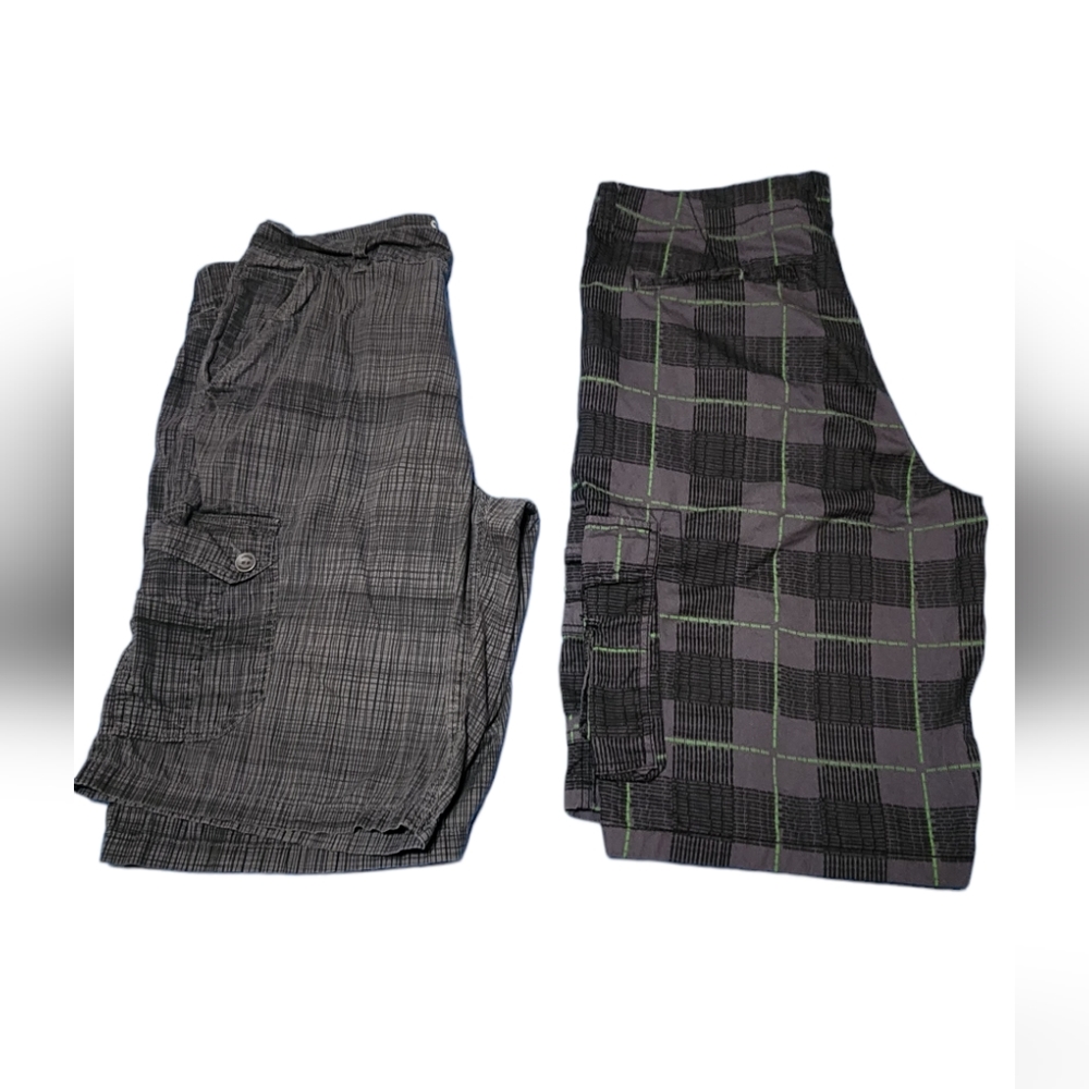 Surplus men's gray and black cargo shorts